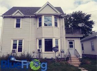 226 W 7th Ave, Oshkosh, WI 54902