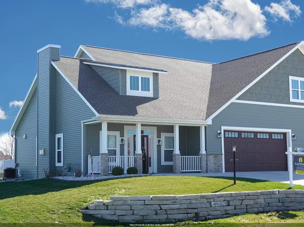 1400 Lighthouse Village Rd, Fond Du Lac, WI 54937