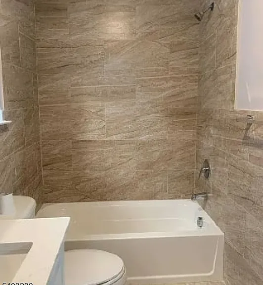 201 Schuyler Ave — Photo 12