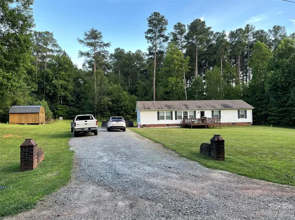 2410 Annwood Ct, Newton, NC 28658