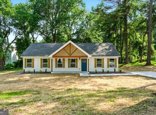 124 Sims Dr, Hiram, GA 30141