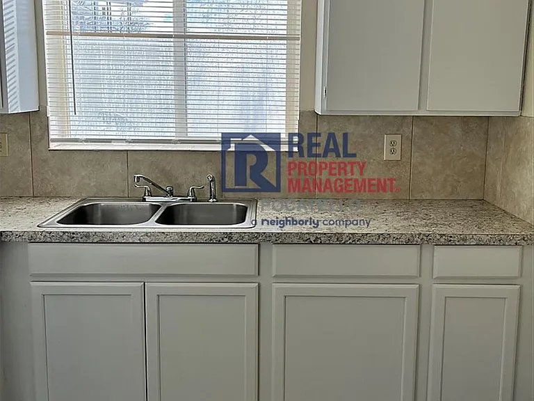1234 S 2nd Ave — Photo 5