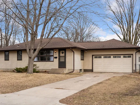 6824 Toledo Ave N, Brooklyn Center, MN 55429