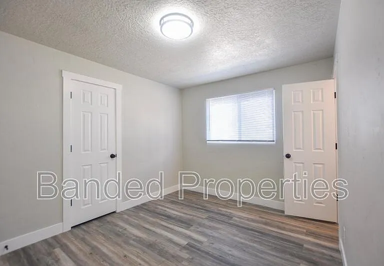 5155 S 4660 W — Photo 21