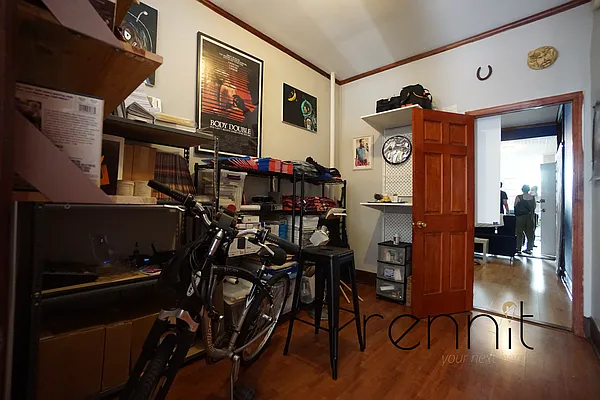 Rented by Rennit Inc. | media 10