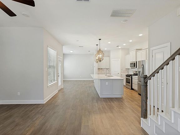 5th image of 2135 Creekside Breeze Dr