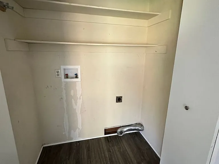 5301 Bel Aire Dr — Photo 8