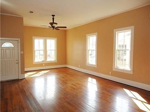 3rd image of 502 Kirkman St