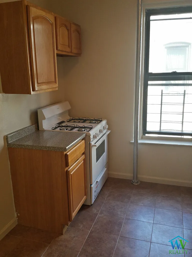 1 bed, 680 sqft, $2,100 — Photo 4