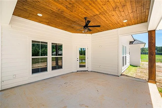 537 Feliciana Dr — Photo 30