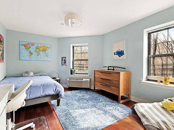 5th image of 93 Rapelye St APT 2G