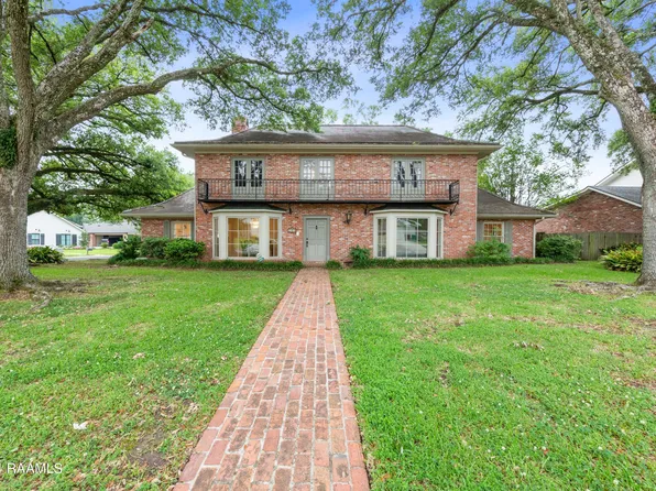 101 Stonehenge Rd, Lafayette, LA 70503
