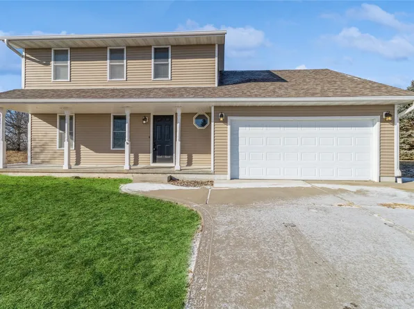 1215 S G St, Indianola, IA 50125
