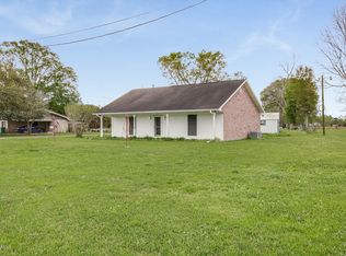 1675 Anse Broussard Hwy, Breaux Bridge, LA 70517