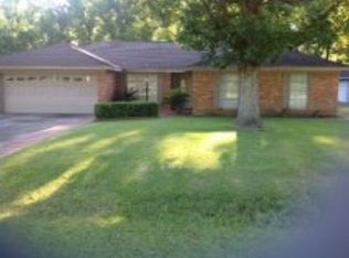 103 Happy Hollow Ln, Taylor Landing, TX 77705