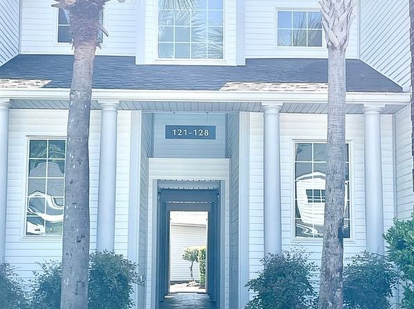 126 Golfview Ln