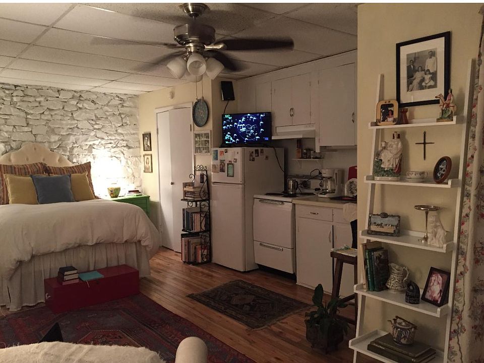 2nd image of 1736 15th Ave S #3