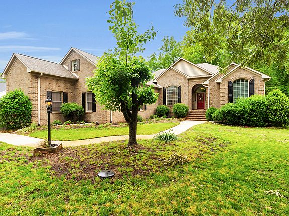 2nd image of 106 Brugg Ct