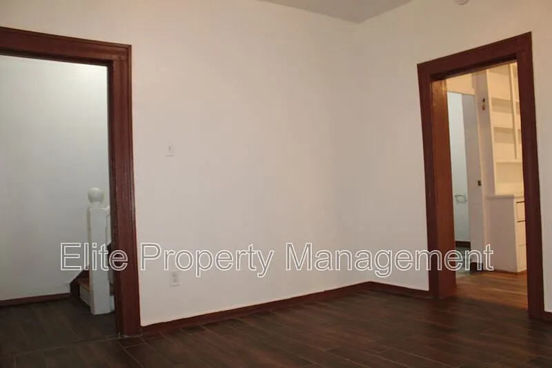 2 bed, 1.0 bath, 1077 sqft, $1,150 — Photo 4