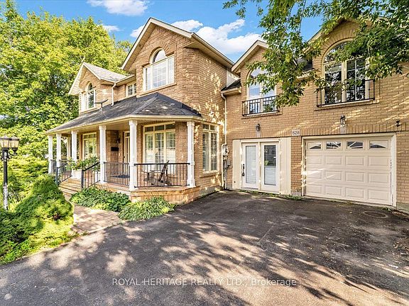 3rd image of 828 Wildflower Ct