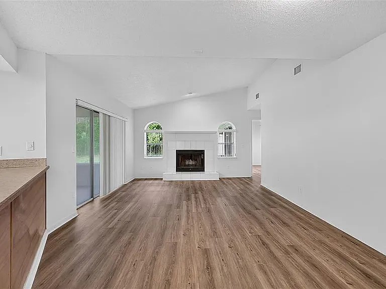 11 Walnut Pl — Photo 13