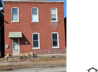 7523 Michigan Ave, Saint Louis, MO 63111