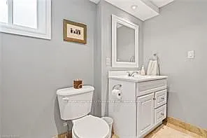 9 Stonegate Dr #LOWER — Photo 4