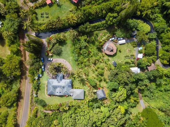 630 E Kuiaha Rd, Haiku, HI 96708