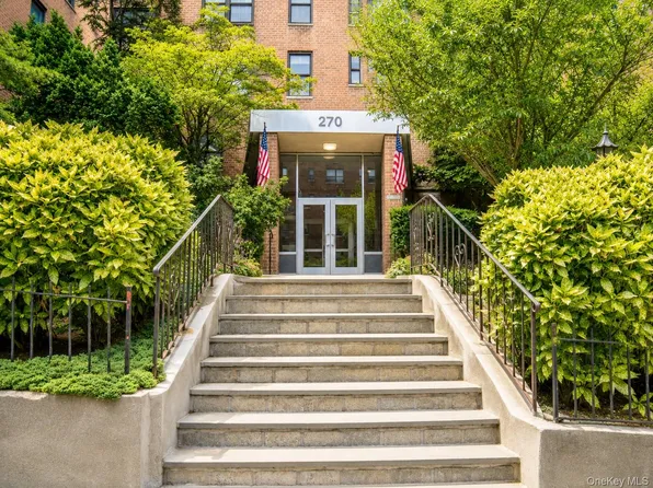 270 North Broadway #4A, Yonkers, NY 10701