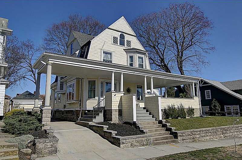 1st image of 1434 Narragansett Blvd