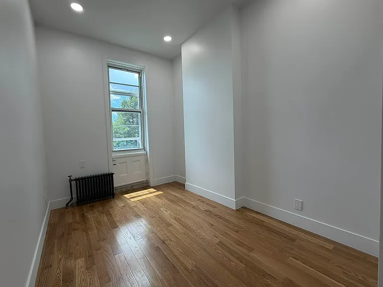 60-84 69th Ave #3 — Photo 5