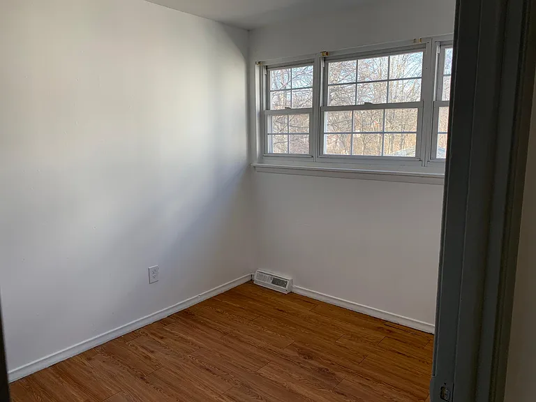 665 Garden St — Photo 31