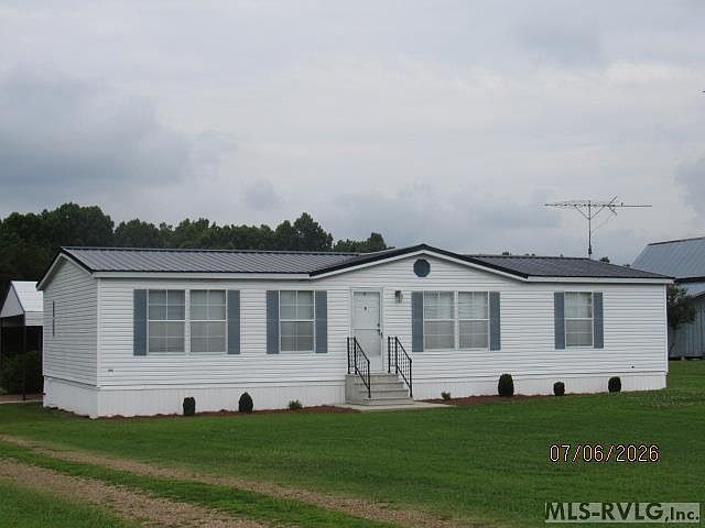 1st image of 409 Moore Town Rd E