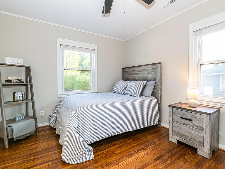 2606 Philip St — Photo 27
