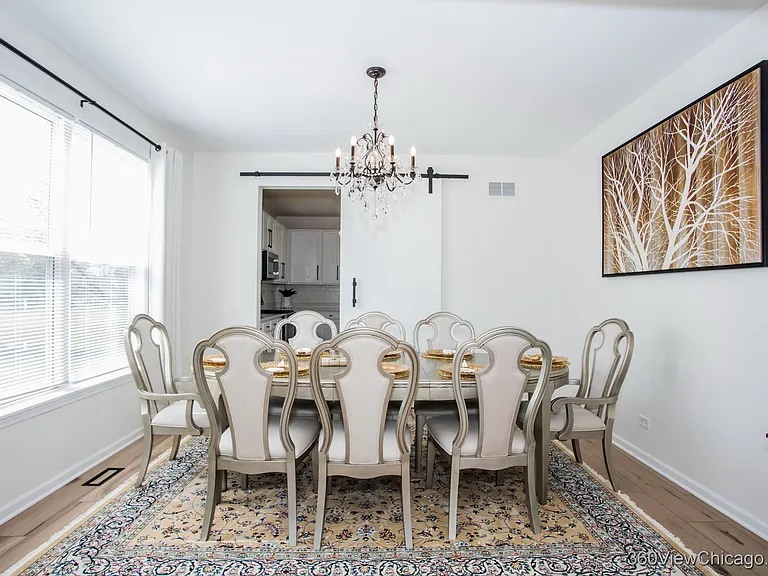 2070 Morningview Dr — Photo 8