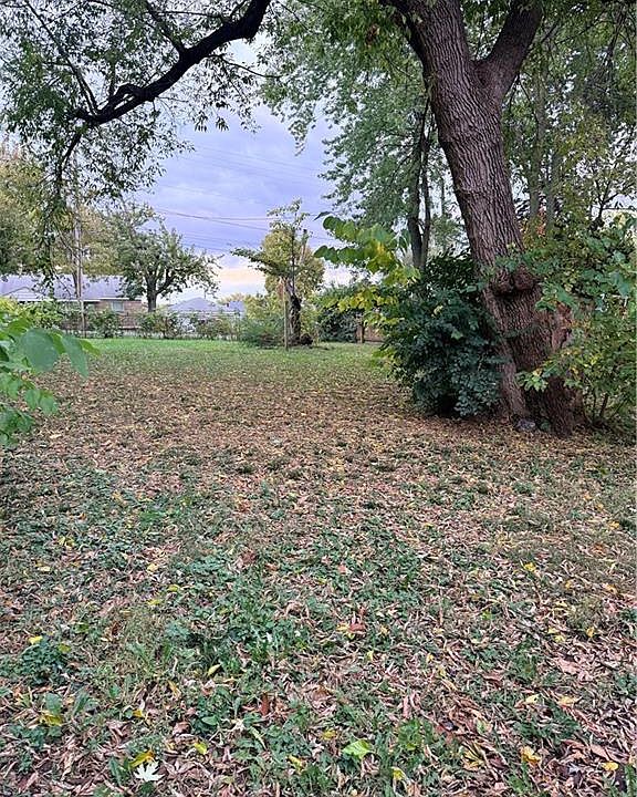 2nd image of 2446 S 45th St