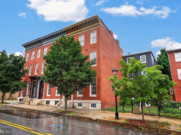 1628 Hollins St, Baltimore, MD 21223