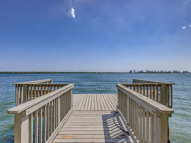 52 Yacht Club Dr #305 — Photo 35