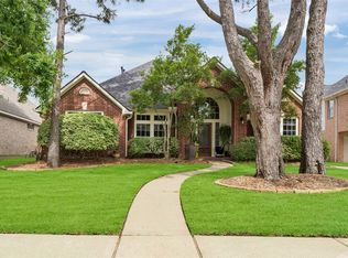 13515 Tobinn Manor Dr, Cypress, TX 77429