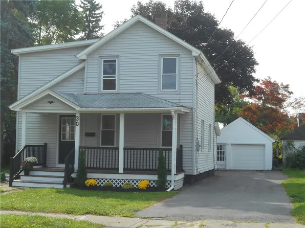 30 Lansing St, Auburn, NY 13021