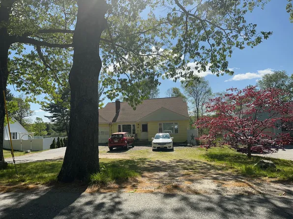 108 Old Mill Rd, Shrewsbury, MA 01545