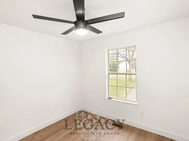 100 Sadler Ct — Photo 28
