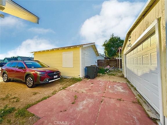 3rd image of 13346 Holly St
