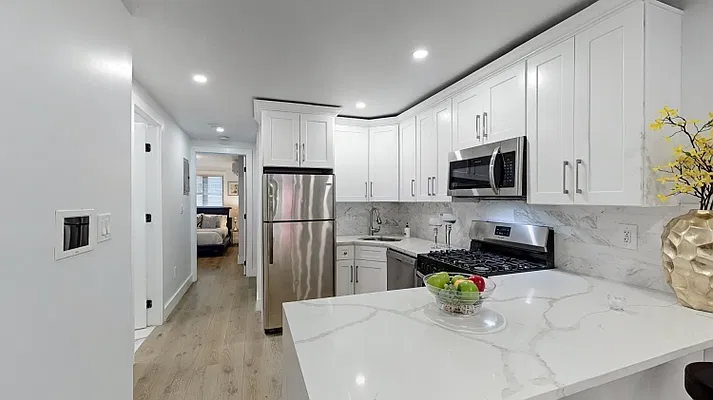 Rented by Compass | media 8