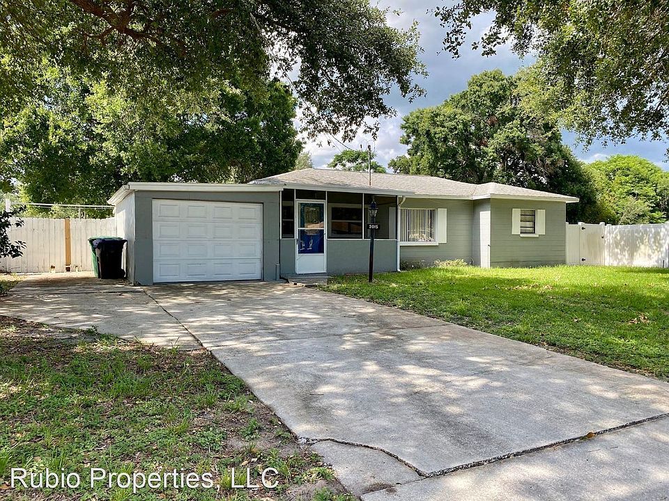 1st image of 3015 W Helen Ave