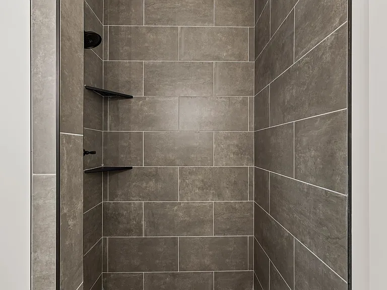 135 Max Lane Dr — Photo 17