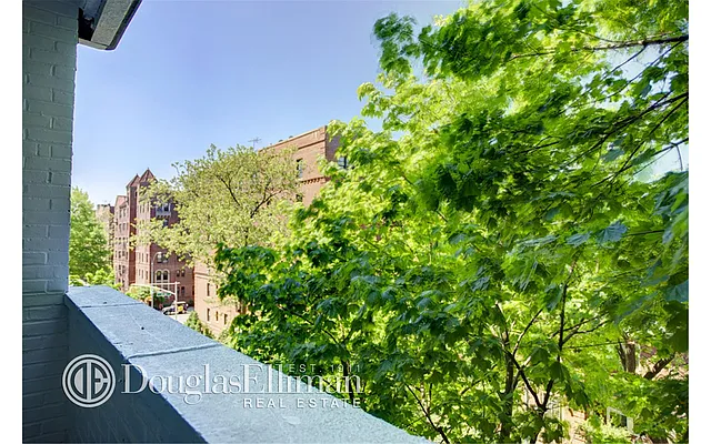 Sold by Douglas Elliman | media 17