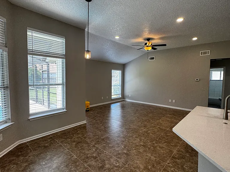 701 Cherry St — Photo 13