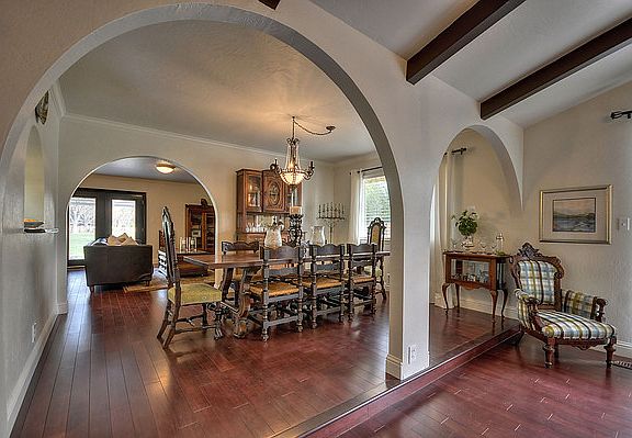 4th image of 55 Parklite Cir