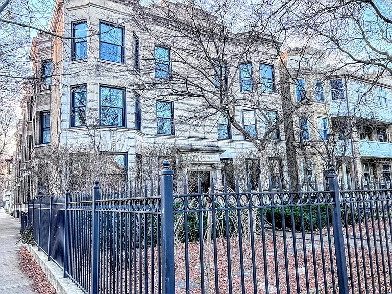 3216 W Altgeld St #1 — Photo 12